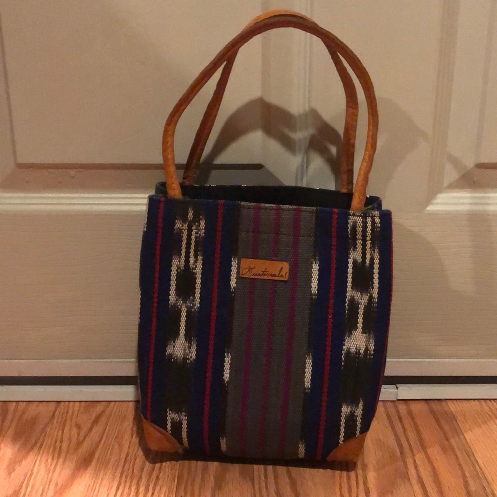 Small huipil tote with leather handles.